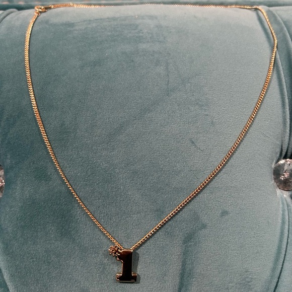 Avon #1 pendant necklace vintage pendant - Picture 6 of 8